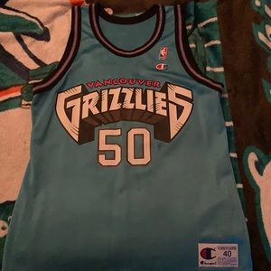 BeautifulVintage Grizzlies jersey made by Champion